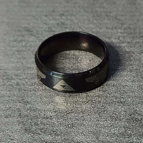 Men's Black Zelda Promise Ring or Wedding Ring - Picture 5 of 9